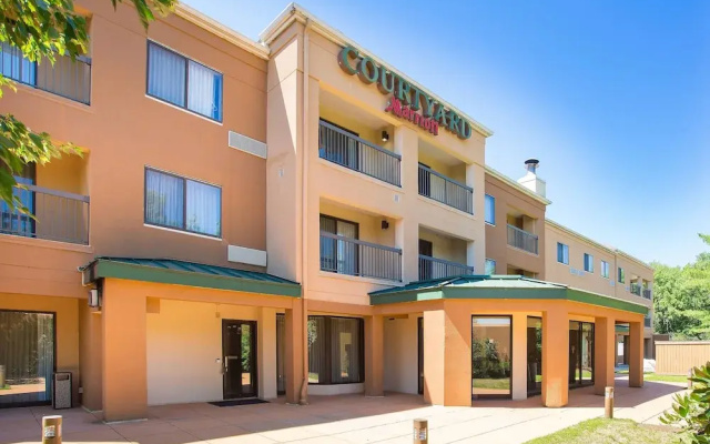 Courtyard Boston Westborough