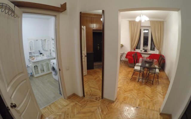 Гостиница AmbientHouse Lux Kurskaya в Москве отзывы, цены и фото номеров - забронировать гостиницу AmbientHouse Lux Kurskaya онлайн Москва комната для гостей