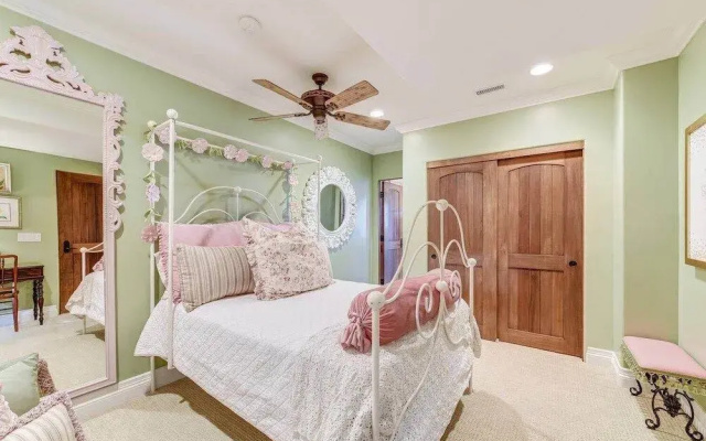 Beach Villa at 507 Goldenrod