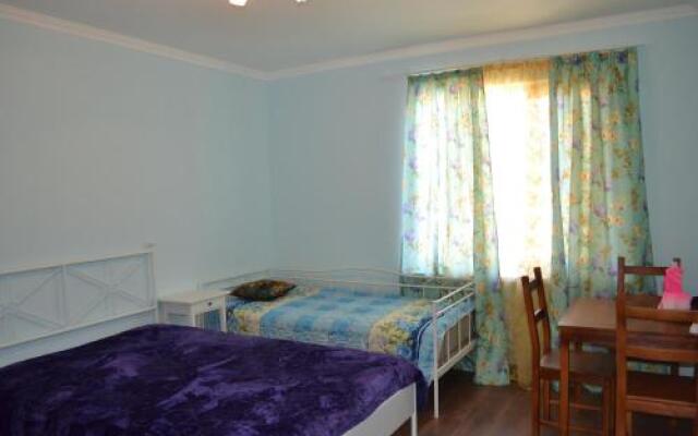 Отель U Morya Guest House Абхазия, Сухум - отзывы, цены и фото номеров - забронировать отель U Morya Guest House онлайн комната для гостей