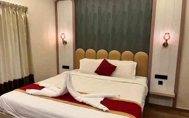 Castle Service Apartment