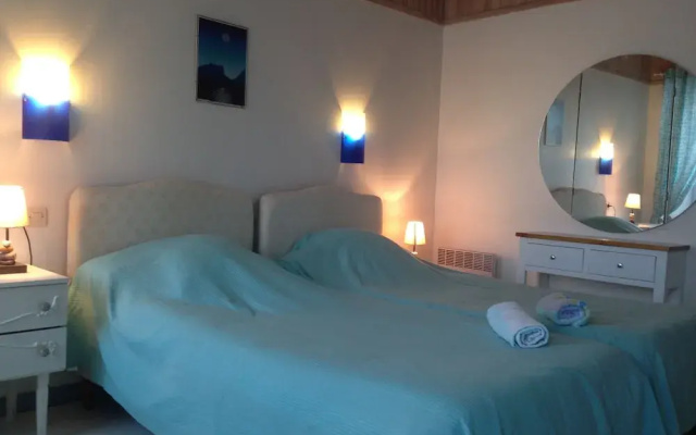 Au Logis des Lauriers Roses