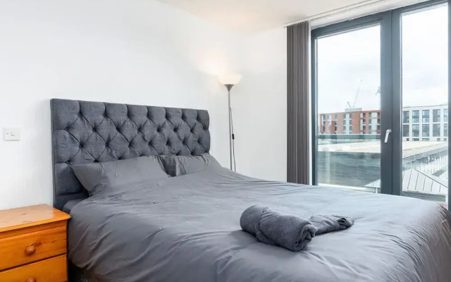 Stunning City Center 2 Bedroom Apartment I Parking