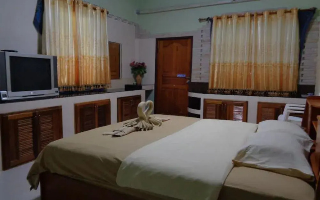 Watinee Resort