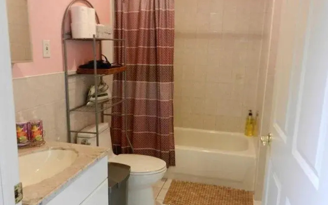 Efuru Guest House