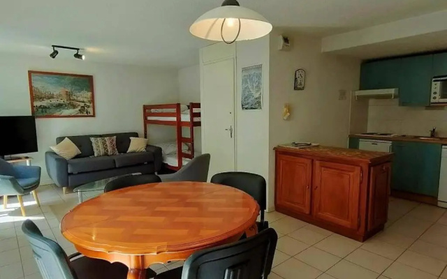 Appartement Cauterets, 3 pièces, 8 personnes - FR-1-234-78