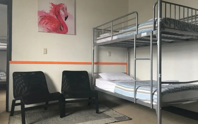 BoBs Hostel
