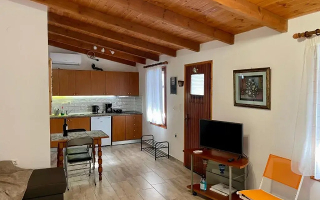 Waterfront studio Nea Iraklitsa