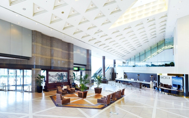 Отель APA Hotel & Resort Tokyo Bay Makuhari