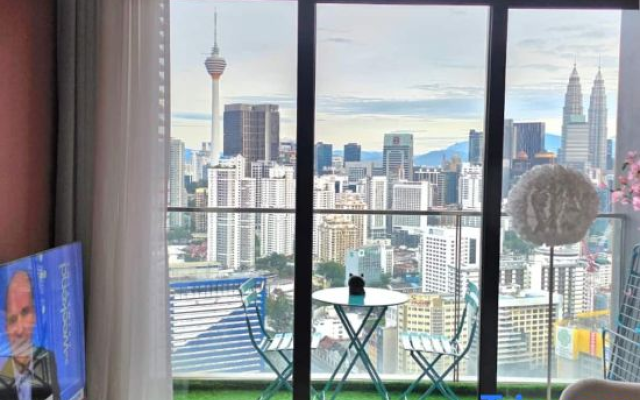Lucentia| Sakura 1BR with KLCC View/ Infinity pool