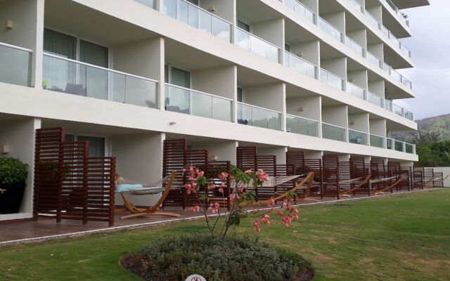 Отель Moon Palace Jamaica – All Inclusive Ямайка, Очо-Риос - отзывы, цены и фото номеров - забронировать отель Moon Palace Jamaica – All Inclusive онлайн вид на фасад