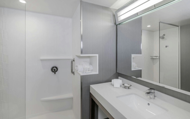 Courtyard by Marriott Burlington