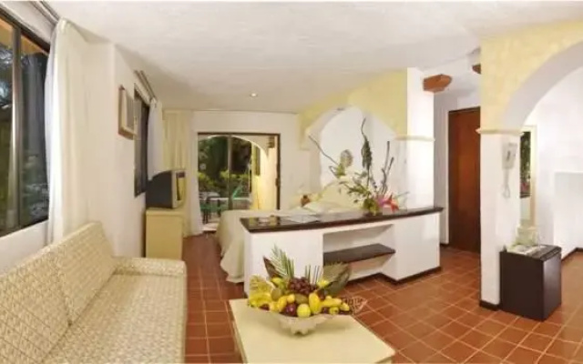 Real Playa Carmen Hotel & Beach Club
