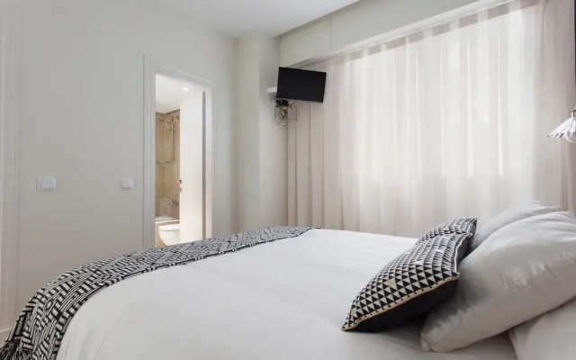Passeig de Gracia Apartment