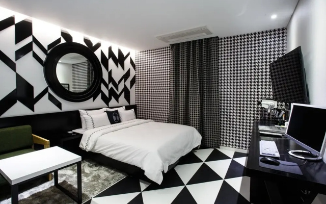 Iksan Mary Hotel