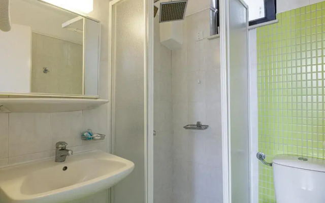 Golden Bay Boutique Hotel & Bungalows