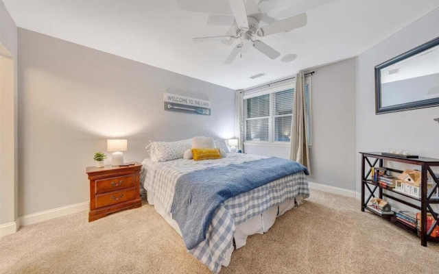 Lake Stardust - Condo With Pool ! Pet Friendly