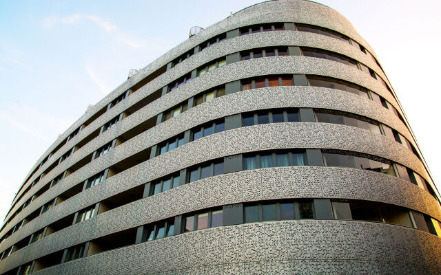 Отель erApartments Wronia Oxygen Польша, Варшава - отзывы, цены и фото номеров - забронировать отель erApartments Wronia Oxygen онлайн вид на фасад