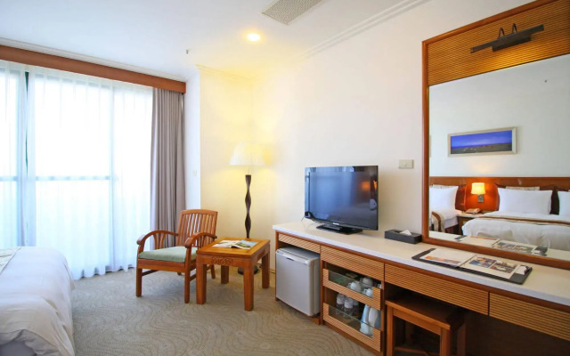 Yaling Hotel