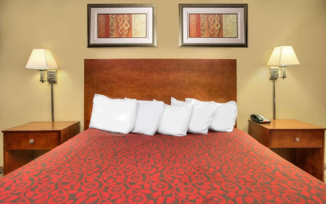 Days Inn by Wyndham Gulfport