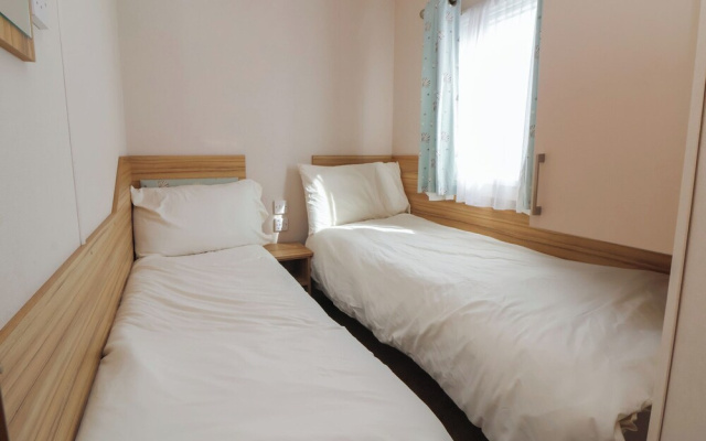 Away Resorts- Golden Sands Holiday Park, E