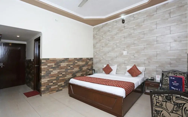OYO 4319 Hotel Great Periwal