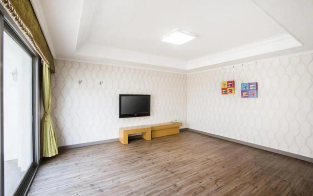 Bay Condo Hotel Tongyeong