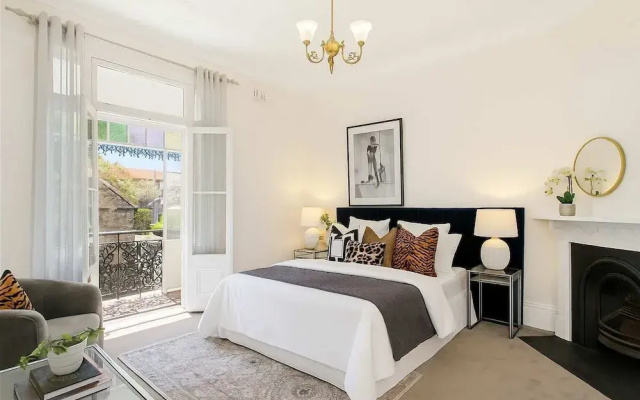 The Paddington White Sanctuary
