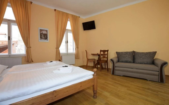 Zámecká Apartmá - Castle Apartments
