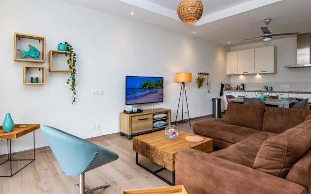 Casa Blue Breeze