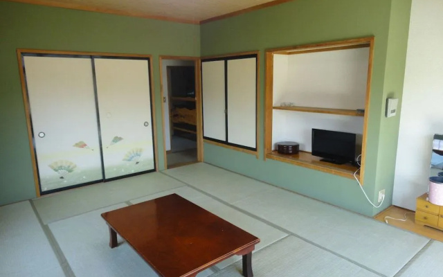 Yamanouchi Guest House