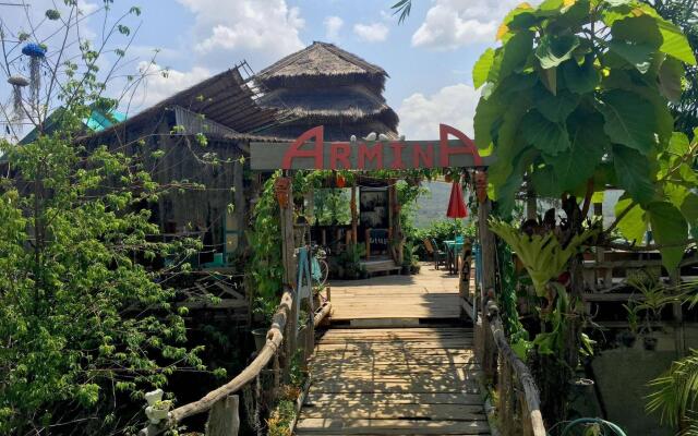 Armina Homestay