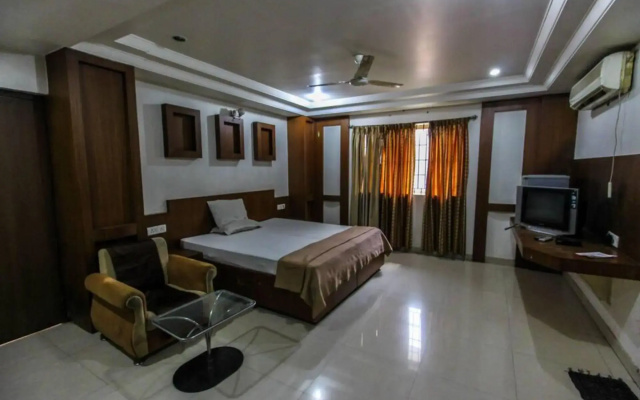 VR Royal Residency