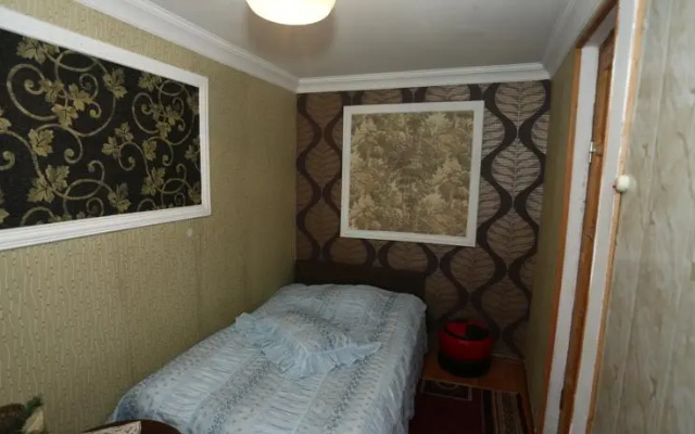 Guest House Iura