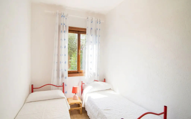 Serene Apartment in Marinella Near Beach