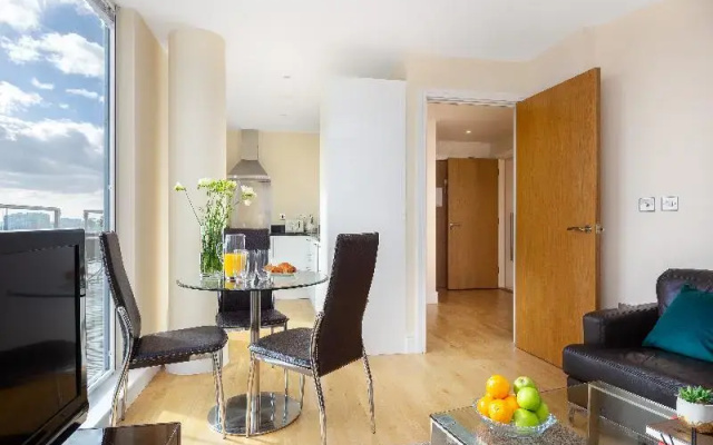 Sublime Lanterns Court One-Bedroom Apartments