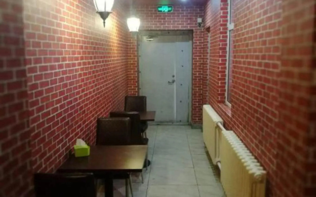 Qilong Hotel (Harbin Government Civil Aviation Building Shop)