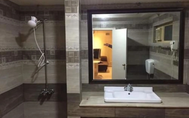 Hotel Fortress Lahore