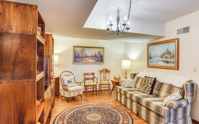 Charming Apartment w/ Yard & Beautiful Gardens!