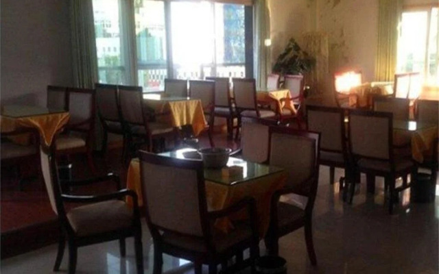 Guangming Hotel