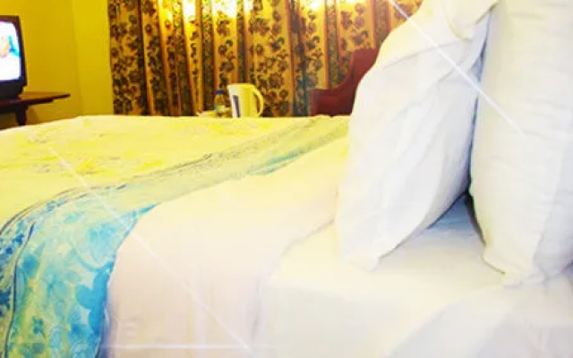 Regency Hotel Chevron