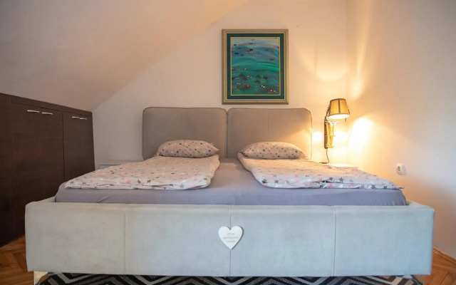 Little penthouse Vanja
