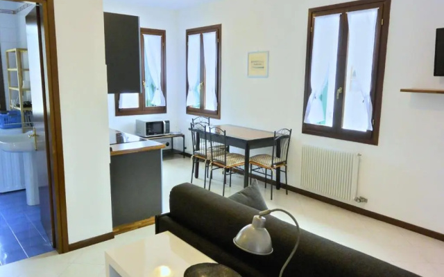 Ca Nova Apartments