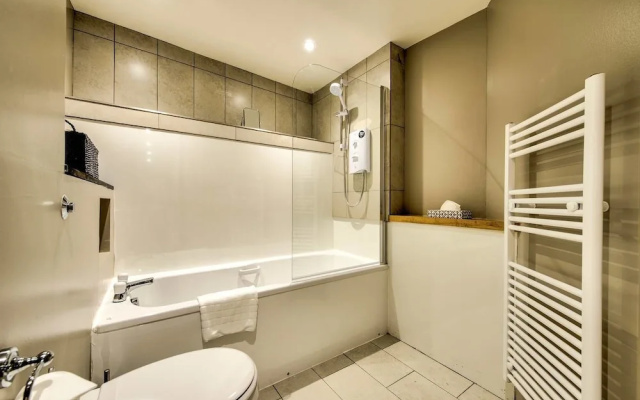 Stunning&modern 3bedroom Mews House With Parking