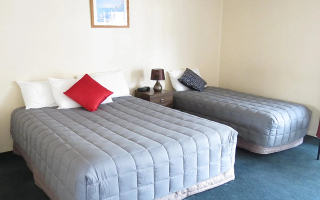 Mill Lodge Motor Inn