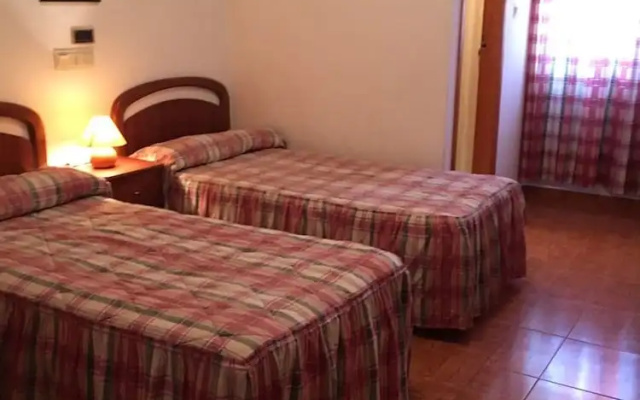 Hostal Restaurante Los Chopos