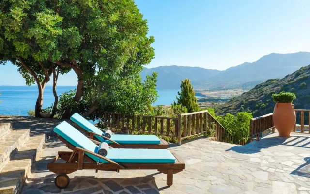 Villa Fegari - Delightful 1 Bedroom Stone House
