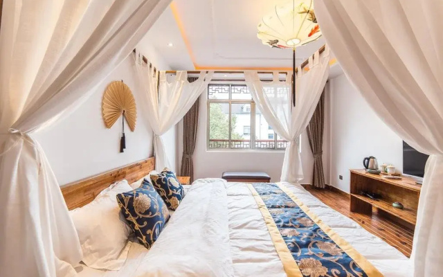 Zhouzhuang He Tang Yue Se Boutique Hotel