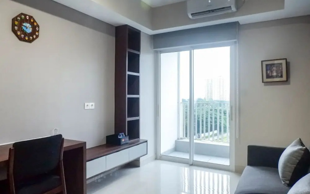 Classy 1BR Apartment with Pool View at Grand Sungkono Lagoon