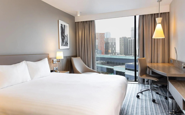 Holiday Inn London - West